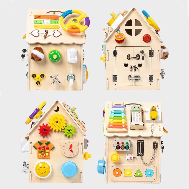 Casa Montessori de Madera Busy House