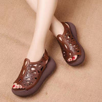 Sandalias de plataforma con recortes